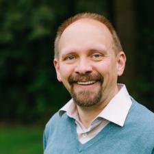 Christian M. Bellevue, WA, available for online tutoring